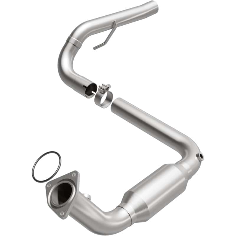 Magnaflow — Magnaflow 04-06 Cadillac Escalade 6.0L Direct Fit Converter
California - view 2