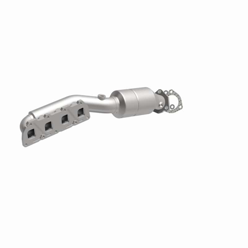 Magnaflow — Magnaflow Conv DF 02-04 Volkswagen Passat 4.0L
California - view 8