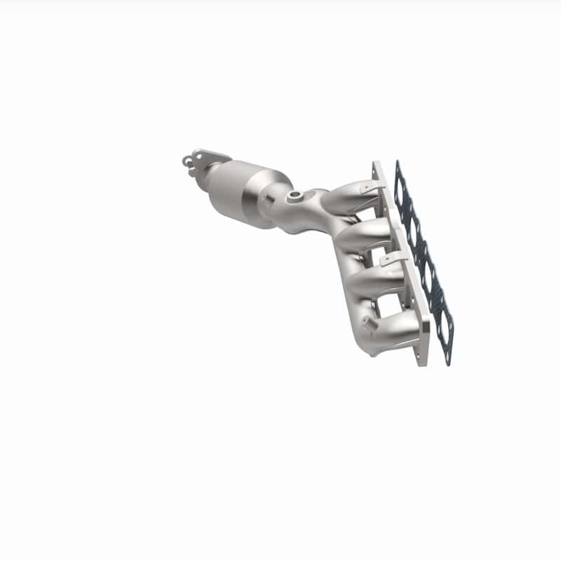 Magnaflow — MagnaFlow Direct-Fit SS Catalytic Converter 04-06 Nissan Titan 5.6L V8 (California)
California - view 22