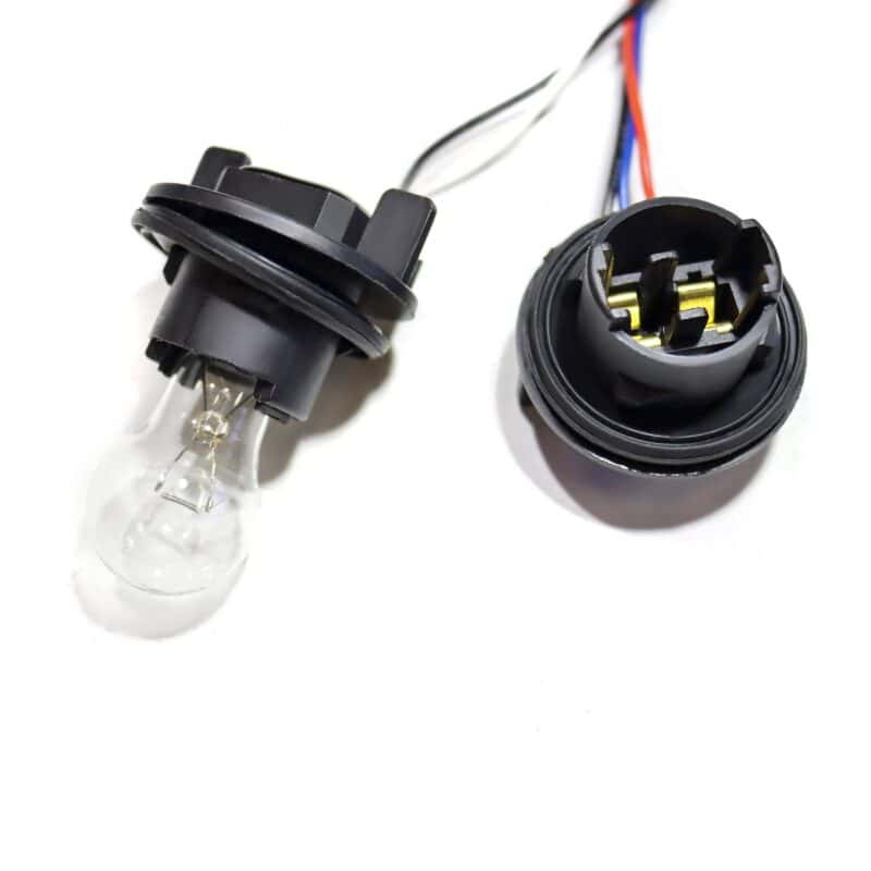 AlphaRex — AlphaRex 18-20 Ford F-150 Wiring Adapter OEM to AlphaRex Taillight Converter (Req 18-20 Ford F-150) - view 3