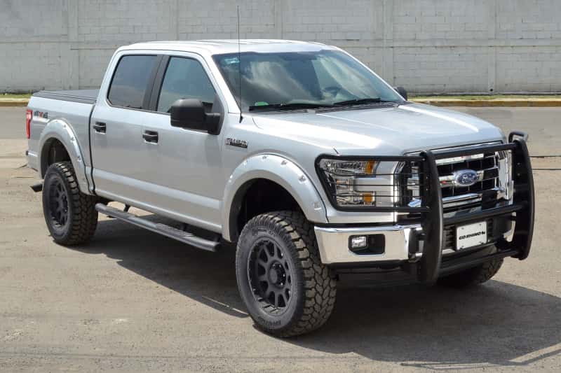 Go Rhino — Go Rhino 04-04 Ford F-150 3000 Series StepGuard - Black (Center Grille Guard Only)
3000 Grille Guard - view 1