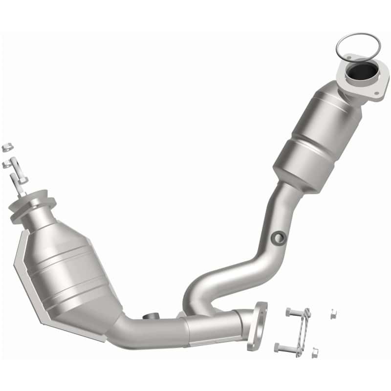 Magnaflow — MagnaFlow Conv DF 00-03 Ford Taurus 3.0L fron
California - view 32