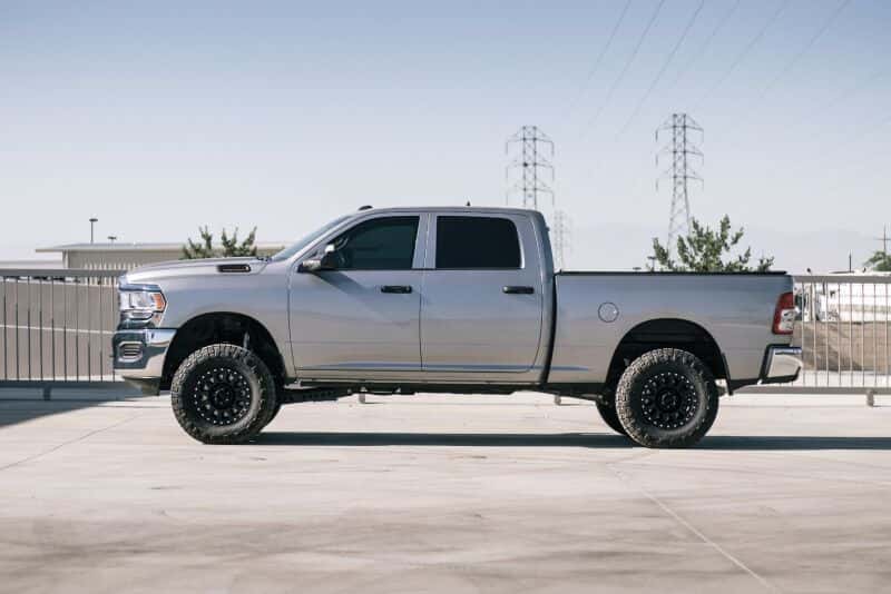 Cognito — Cognito 14-24 RAM 2500 4WD 3in Performance Leveling Kit w/ Fox PS 2.0 IFP Shocks
Suspension Lift Kit - view 4