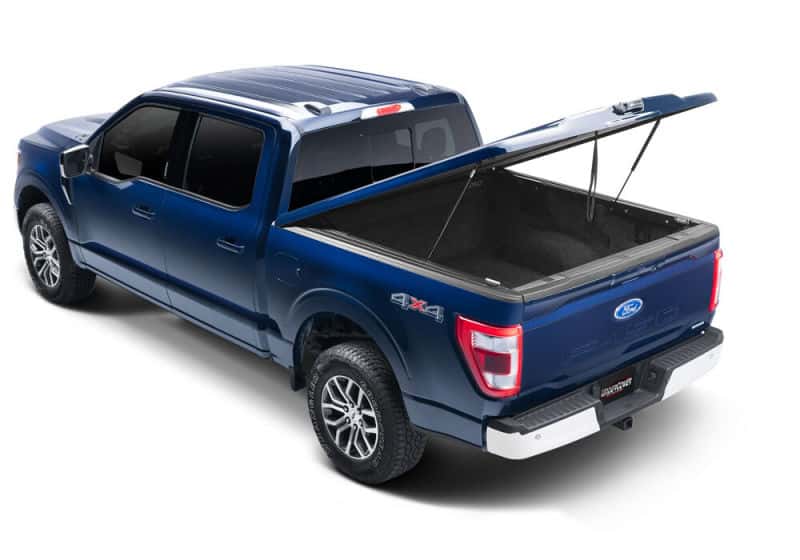 Undercover — UnderCover 2021 Ford F-150 Crew Cab 5.5ft Elite LX Bed Cover - Star White Tricoat
EX 21-25 F150 5ft.7- - view 4