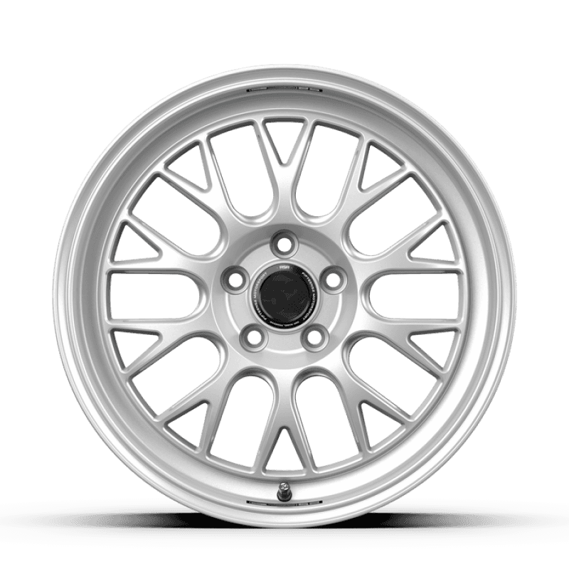 fifteen52 — fifteen52 Holeshot RSR 18x8.5 5x112 42mm ET 57.1mm Center Bore Radiant Silver - view 2