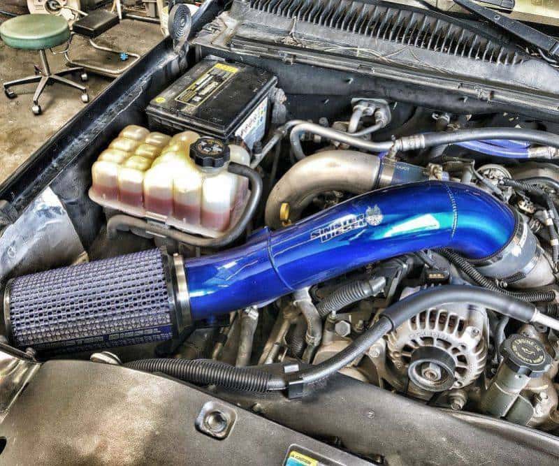 Sinister Diesel — Sinister Diesel Cold Air Intake 01-04 Chevy / GMC Duramax 6.6L LB7
Cold Air Intake - view 4