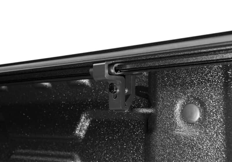 Undercover — UnderCover 2020 Chevy Silverado 2500/3500 6.9ft Armor Flex Bed Cover
AX 20-26 GM HD 6ft.1 - view 14