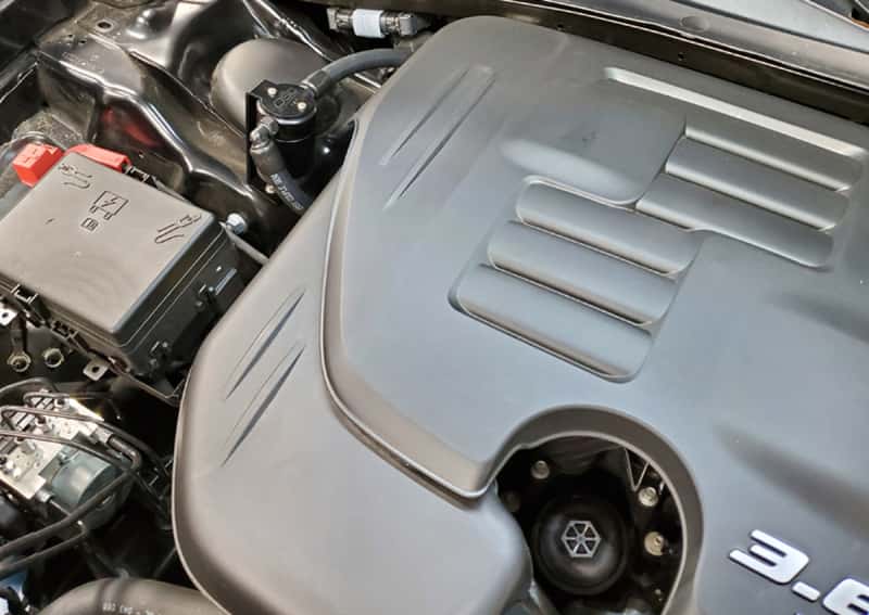 J&L — J&L 11-23 3.6L V6 Dodge Charger/Challenger/Chrysler 300C Oil Separator 3.0 - Black Anodized
Oil Separator - view 3