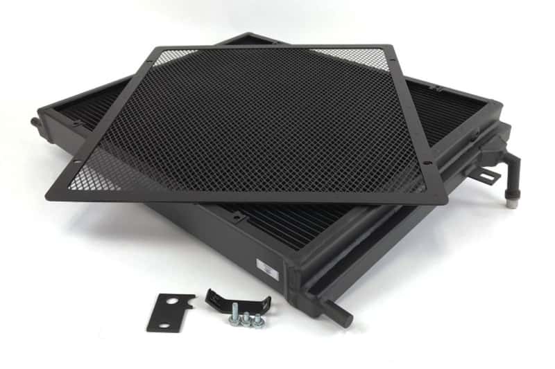 CSF — CSF 2014+ BMW M3/M4 (F8X) Front Mount Heat Exchanger w/Rock Guard - Black
CSF Heat Exchanger - view 3