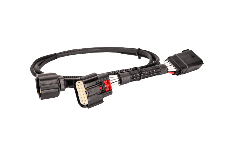 Fleece Performance — Fleece Performance 17-18 Ford F-250/F-350 6.7L Power Stroke Charging Circuit Harness
Harness Pigtail - view 1