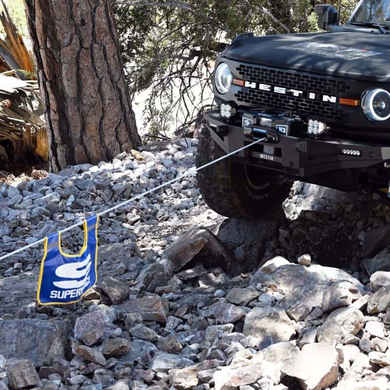Superwinch — Superwinch 10000 LBS 12V DC 3/8in x 54ft Synthetic Rope Scorpion 10000SR Winch - Black Powdercoat
Winch - view 6
