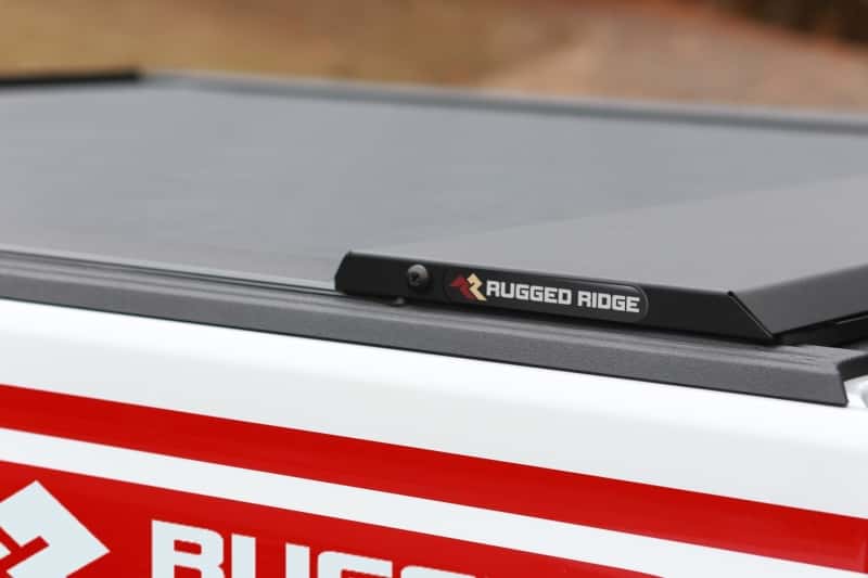 Rugged Ridge — Rugged Ridge Armis Retractable Locking Bed Cover w/o Trail Rails 20-21 Jeep Gladiator JT
Tonneau Cover
OFFROAD_TOPS - view 3