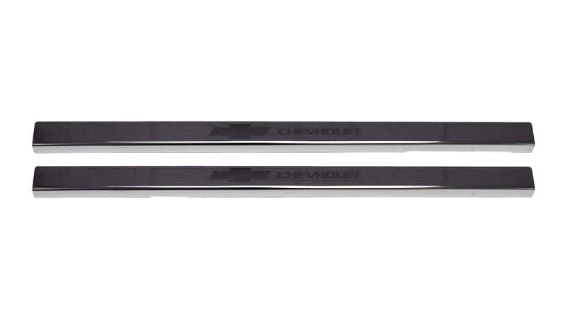 Putco — Putco 2020 Chevy Silv LD/HD Double/Regular Cab w/ Bow Tie Etching (2pcs) Black Platinum Door Sills
Door Sill Protector - view 5