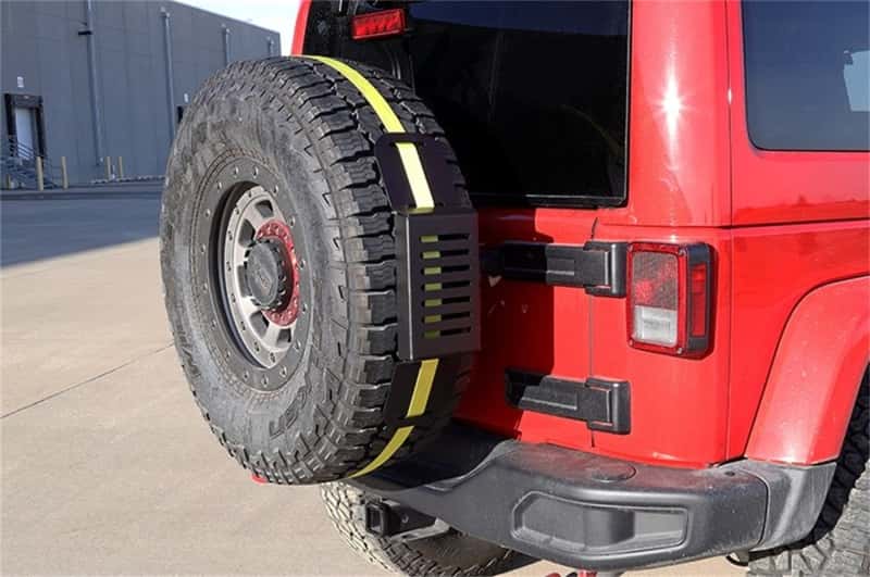 Dee Zee — Dee Zee Universal Cargo Management Spare Tire Mount - view 2