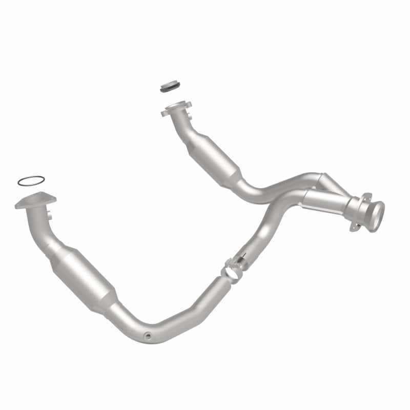 Magnaflow — MagnaFlow Conv DF 2007-2008 Cadillac Escalade 6.2L
California - view 13