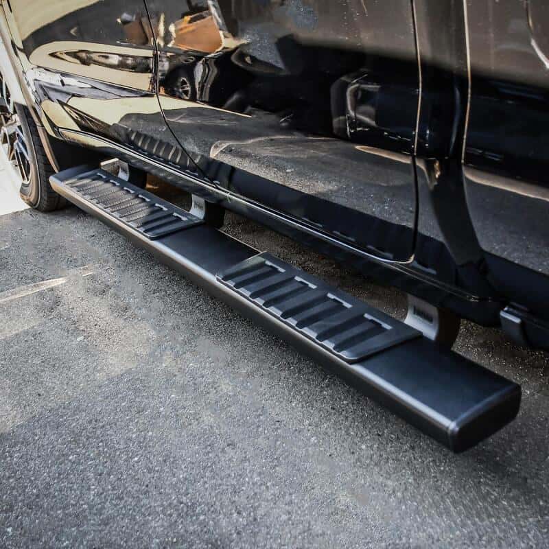 Westin — Westin 19-22 Chevrolet Silverado 1500 DC (Excl. 2019 LD/Limited) R7 Nerf Step Bars - Black
Nerf/Step Bar - view 5