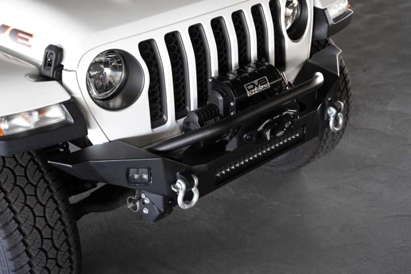 DV8 Offroad — DV8 Offroad 18-23 Jeep Wrangler JL / 20-23 Jeep Gladiator JT FS-7 Mid-Width Winch Front Bumper
Jeep FS-7 Front - view 14