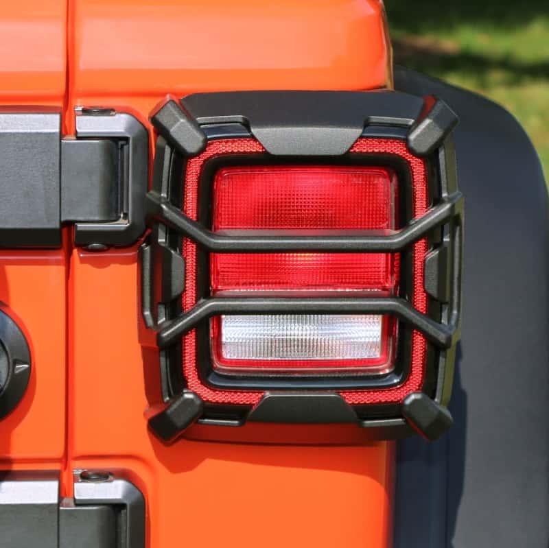 Rugged Ridge — Rugged Ridge 18-20 Jeep Wrangler JL Elite Tail Light Guard
Tail Light Guard
OFFROAD_EXTERIOR - view 3