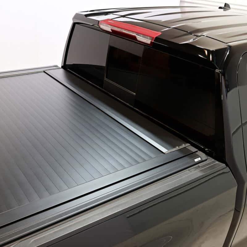 Westin — Westin 19-26 Chev/GMC Silverado/Sierra 1500 5ft 8in Bed Electric Retractable Tonneau Cover - Black
Tonneau Cover - view 26
