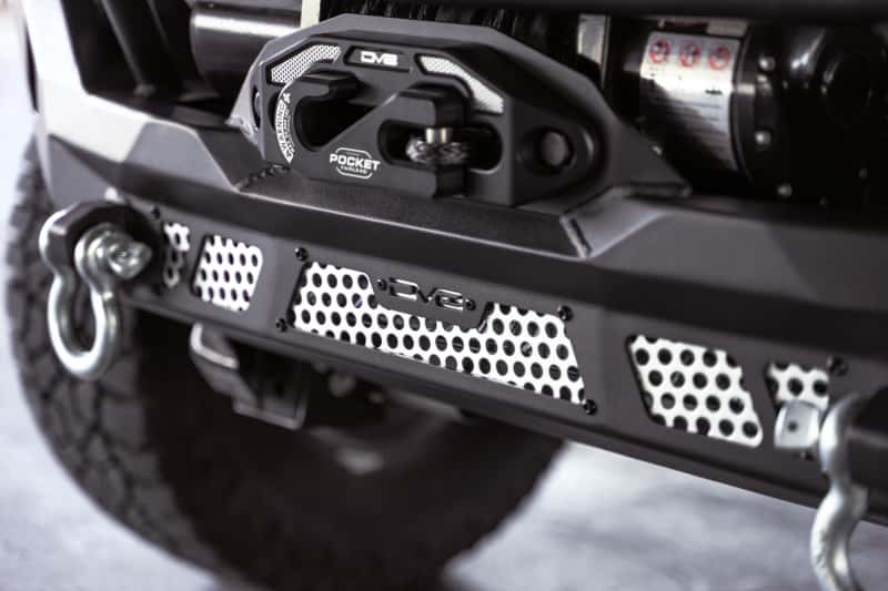 DV8 Offroad — DV8 Offroad 07-18 Jeep Wrangler JK / 18-23 Wrangler JL / 20-23 Gladiator JT MTO Series Front Bumper
Jeep MTO Front - view 14