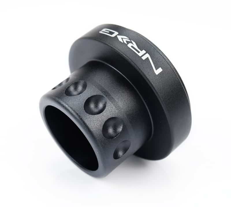 NRG — NRG Race Short Hub Mitsubishi / Subaru - Black - view 3