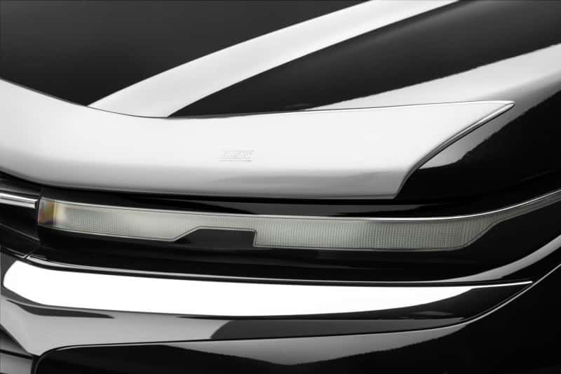 Husky Liners — Husky Liners 24-25 Chevrolet Traverse Aeroskin - Chrome
Hood Shields - view 1