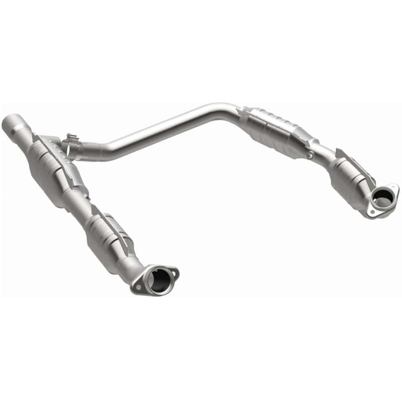 Magnaflow — MagnaFlow Conv DF Ford E350 Van 06 5.4L OEM
OEM Grade
OEM - view 3