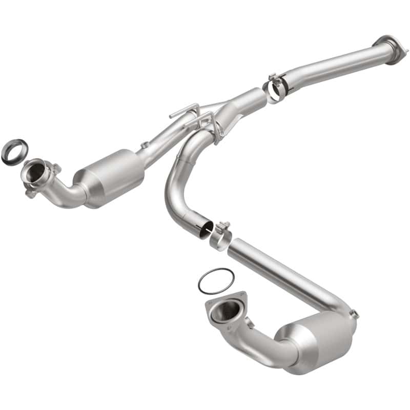 Magnaflow — Magnaflow 04-05 Chevrolet Express 1500 5.3L Direct Fit Converter
California - view 2