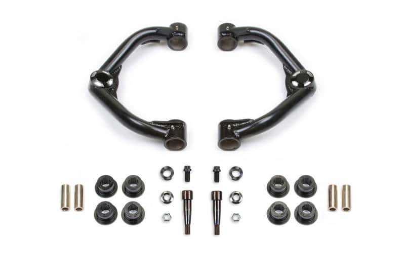 Fabtech — Fabtech 2020 GM K2500HD 3.5in Uniball Upper Control Arms
3.5" GM HD UNIBALL U
Control Arm Kit - view 1