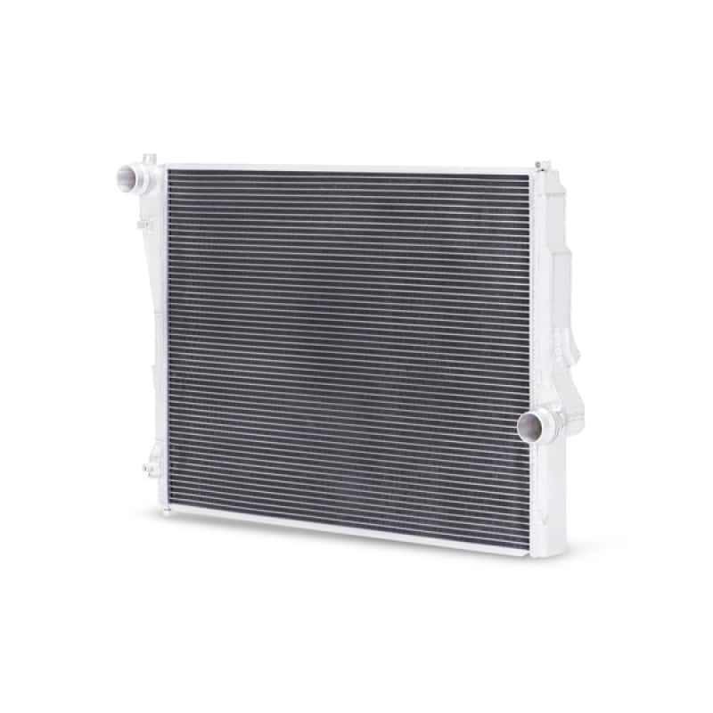 Mishimoto — Mishimoto 99-06 BMW 323i/323i/328i/330i Performance Aluminum Radiator - view 10