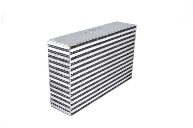 Garrett — Garrett Air / Air Intercooler CAC (18.00in x 11.16in x 4.50in) - 750 HP
grt703522-6008 - view 2