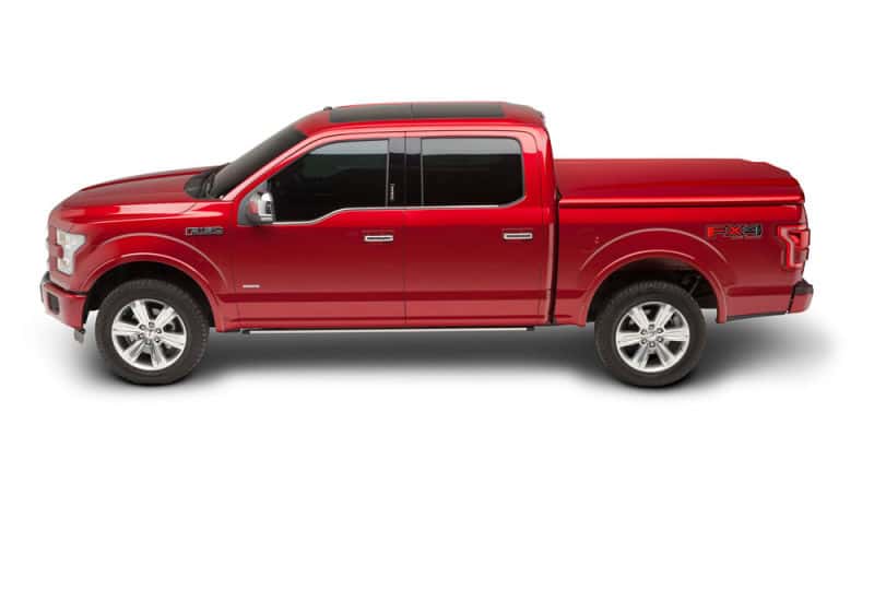Undercover — UnderCover 2022 Toyota Tundra Crew Cab 5.5ft w/o Trail Box Elite LX Bed Cover - Platinum White Pearl
EX 22-26 Tun 5ft.7-0 - view 11