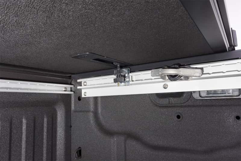 Extang — Extang 05-16 Nissan Frontier(5ft Bed) (w/ or w/o Track Sys) (5ft) Solid Fold 2.0
SF 05-21 Frntr 4ft.1 - view 5