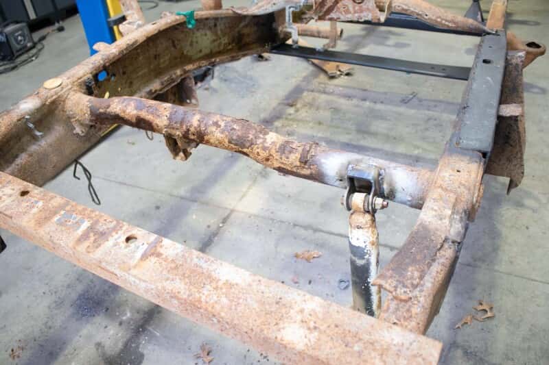 RustBuster — Rust Buster 01-10 GM Pickup Body Mount Brackets-(Right) - view 3