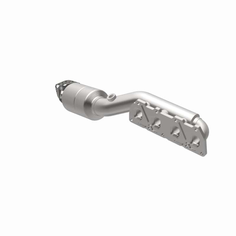 Magnaflow — Magnaflow Conv DF 02-04 Volkswagen Passat 4.0L
California - view 22