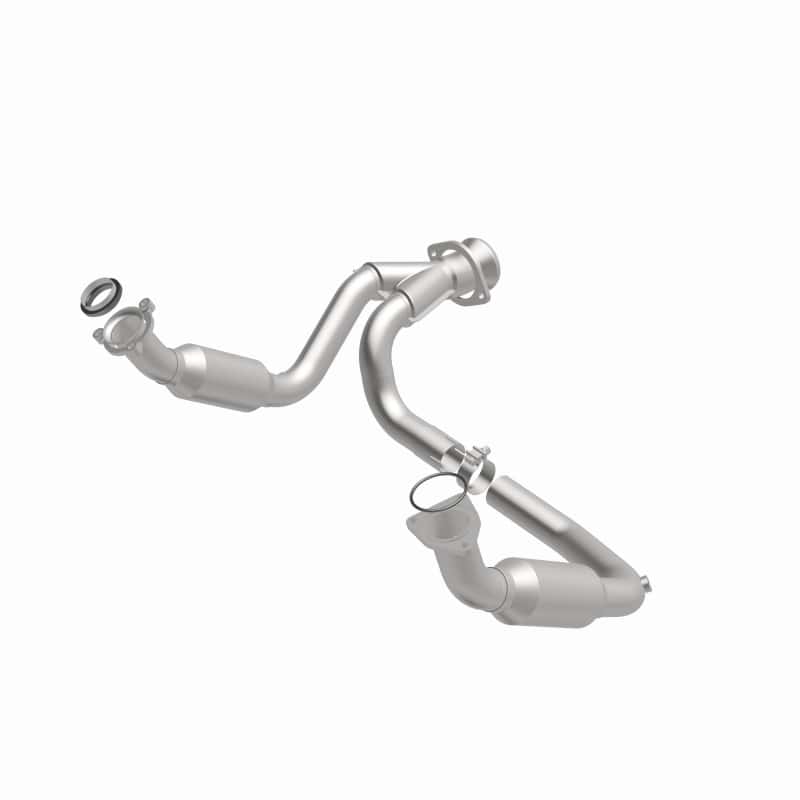 Magnaflow — MagnaFlow Conv DF 2007-2008 Cadillac Escalade 6.2L
California - view 6