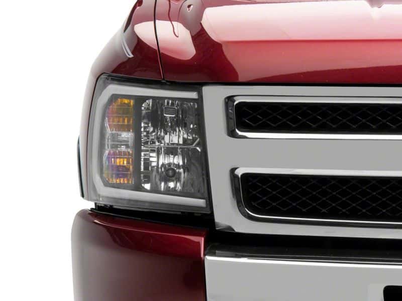 Raxiom — Raxiom 07-13 Chevrolet Silverado 1500 Axial Series Headlights w/ LED Bar- Blk Housing (Clear Lens)
Headlights - view 9