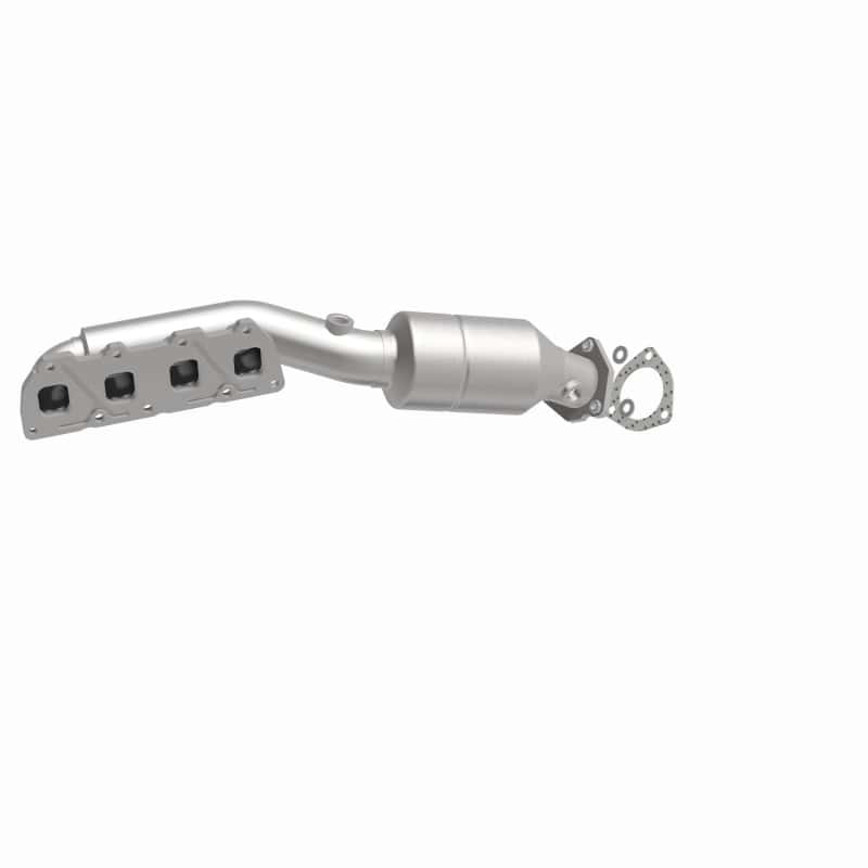 Magnaflow — Magnaflow Conv DF 02-04 Volkswagen Passat 4.0L
California - view 10