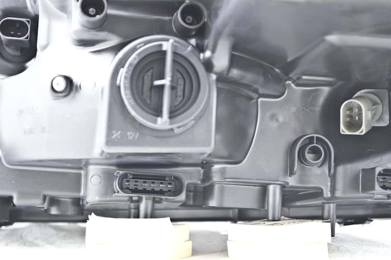 Hella — Hella 2008-2008 Mercedes-Benz ML320 Headlight Assembly - view 8