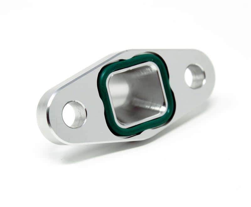 Torque Solution — Torque Solution Billet Offset Oil Drain Flange w/ Integrated -10AN Flange: T3/T4 & PTE/Borg Turbo - view 4