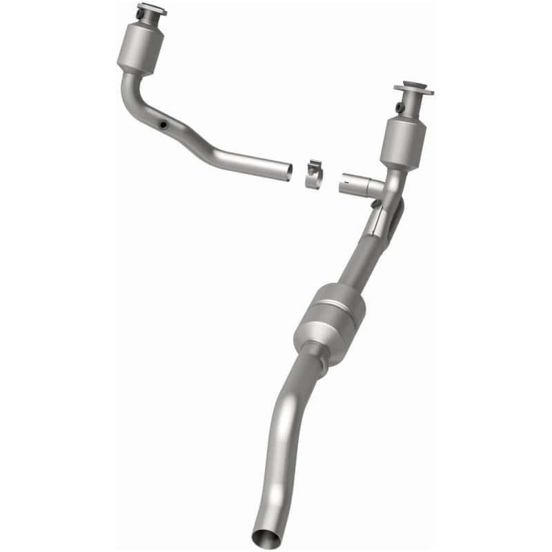 Magnaflow — MagnaFlow Conv DF 00-03 Durango 4WD 4.7L
California - view 4