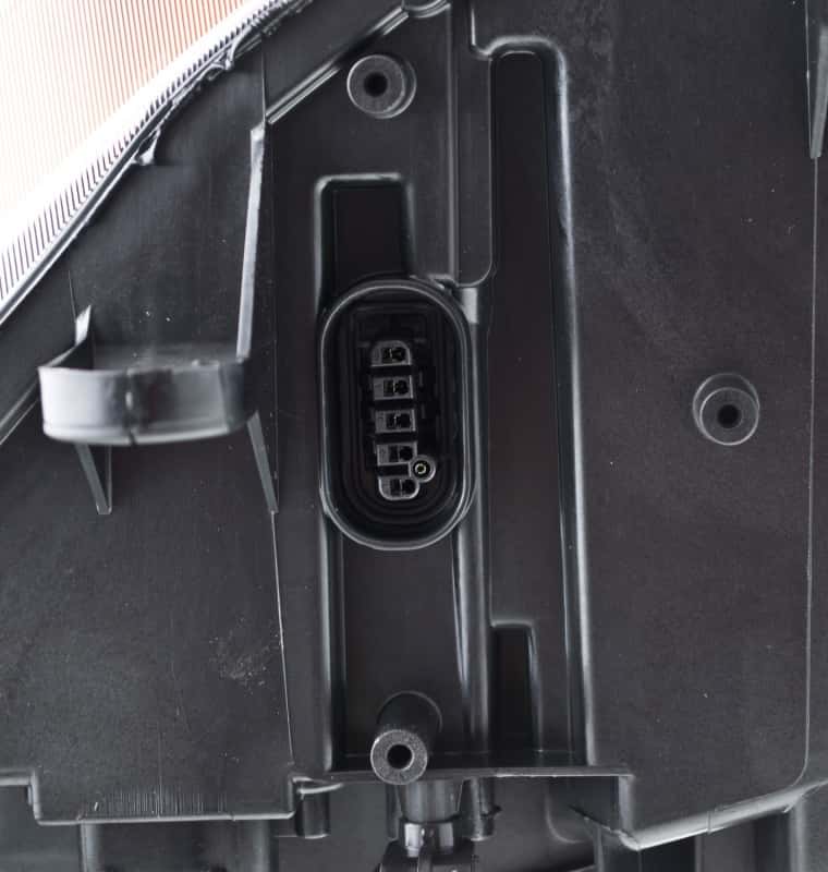 Hella — Hella 2003-2009 BMW Z4 Bi-Xenon Headlight Assembly - view 17