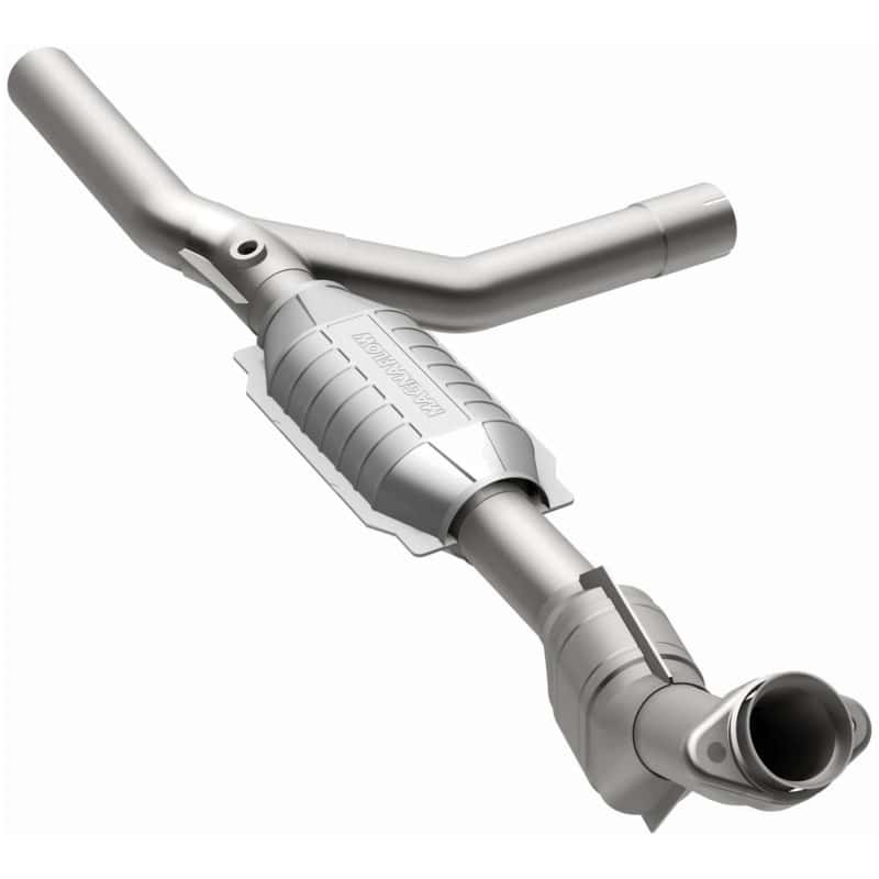 Magnaflow — MagnaFlow Conv DF 97-99 Ford Vans 4.6L
California - view 3