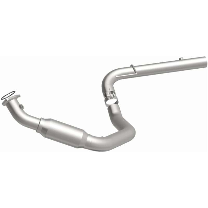 Magnaflow — Magnaflow 07-09 Chevrolet Express 2500 4.8L Direct Fit Converter
California - view 4