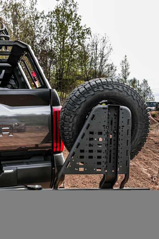 Go Rhino — Go Rhino Swing-A-Way Hitch Mounted Tire Carrier (Lic. Plate Lights Not Included) - Textured Black
2" Hitch TireCarrier - view 8