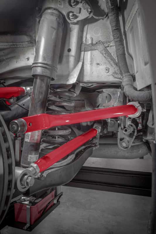 UMI Performance — UMI 16-24 Chevrolet Camaro Suspension Stabilizer Bar Link - Black
Sway Bar End Links - view 3