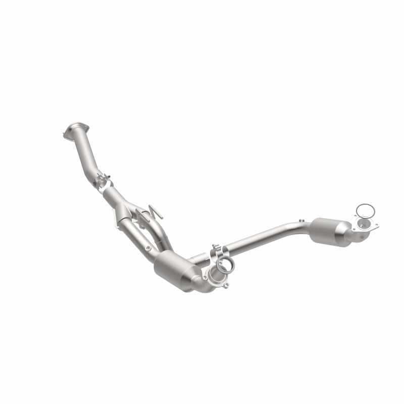 Magnaflow — Magnaflow 04-05 Chevrolet Express 1500 5.3L Direct Fit Converter
California - view 23