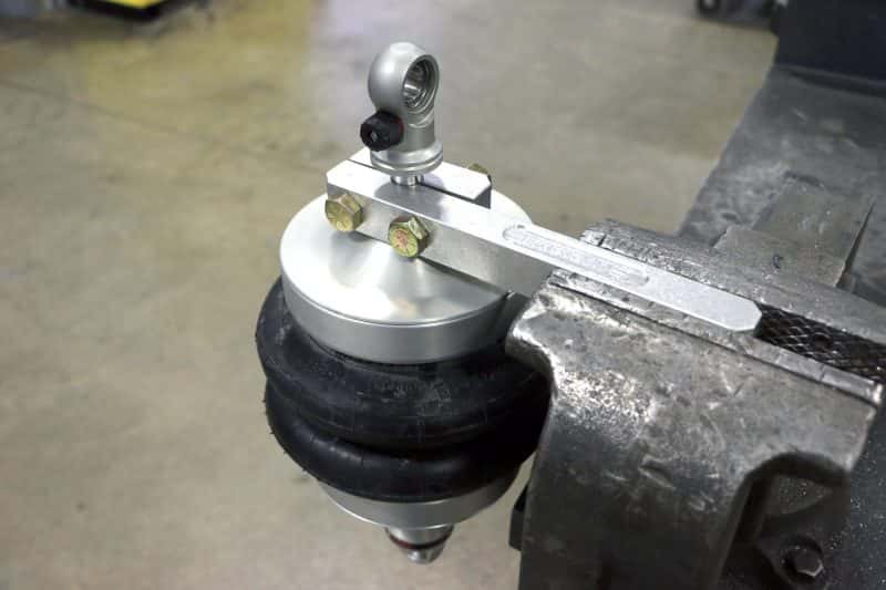Ridetech — Ridetech Aluminum Clamp for 5/8in Shock Shaft
Aluminum Clamp 5/8" - view 3
