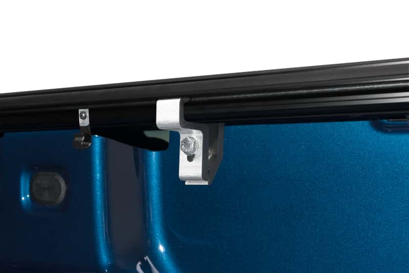 Undercover — UnderCover 07-13 Chevy Silverado 1500 5.8ft Flex Bed Cover
FX 07-13 GM 5ft.9w/o - view 6