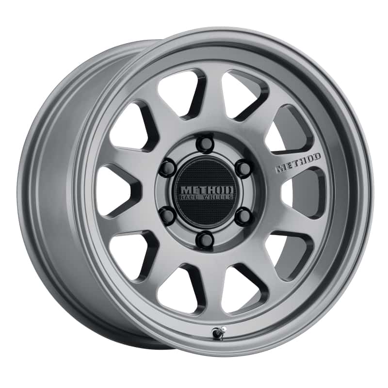Method Wheels — Method MR316 18x9 +18mm Offset 6x5.5 106.25mm CB Gloss Titanium Wheel - view 2